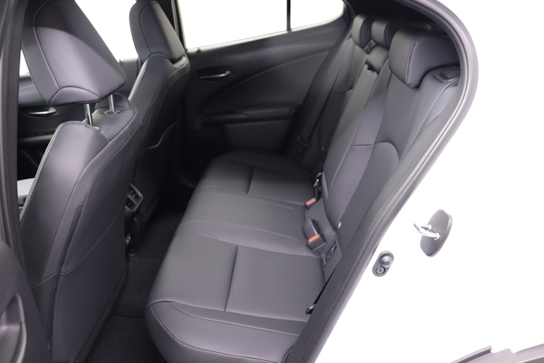 Vehicle image LEXUS UX