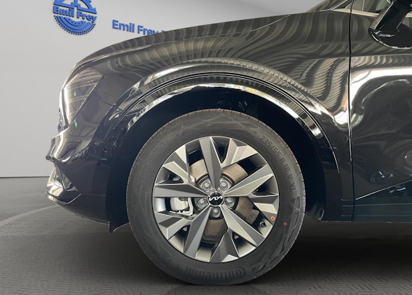 Vehicle image 12 Vehicle image 12