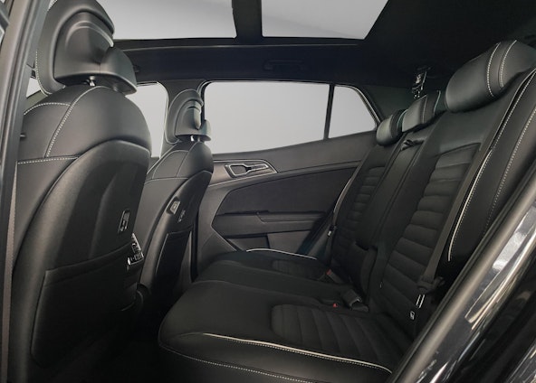 Vehicle image 9 Vehicle image 9