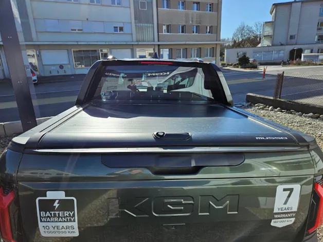 KGM Musso EV Bronze