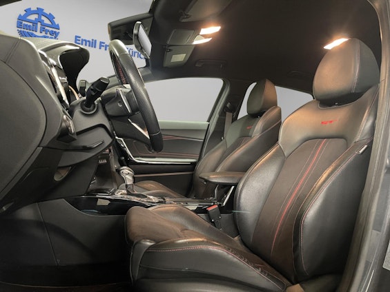 Vehicle image 6 Vehicle image 6