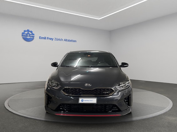 Vehicle image 4 Vehicle image 4