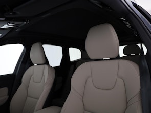 image du véhicule VOLVO XC60 2.0 B5 MH Ultra Dark AWD