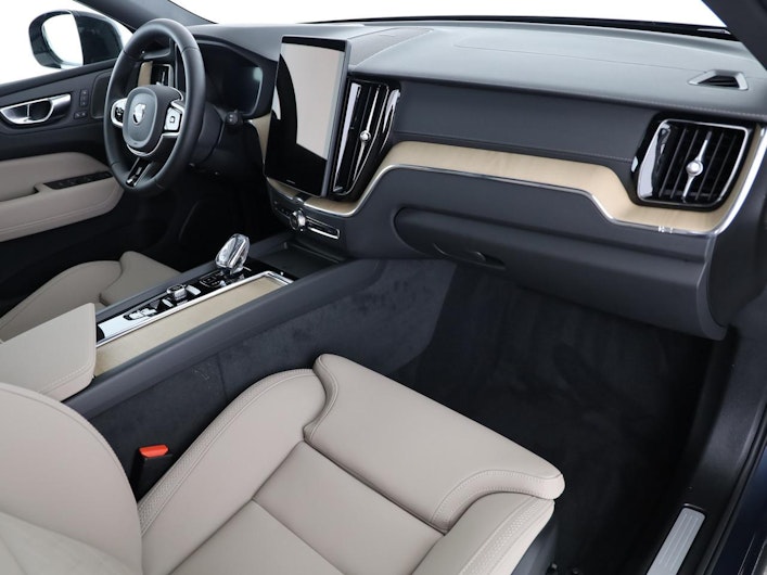 image du véhicule VOLVO XC60