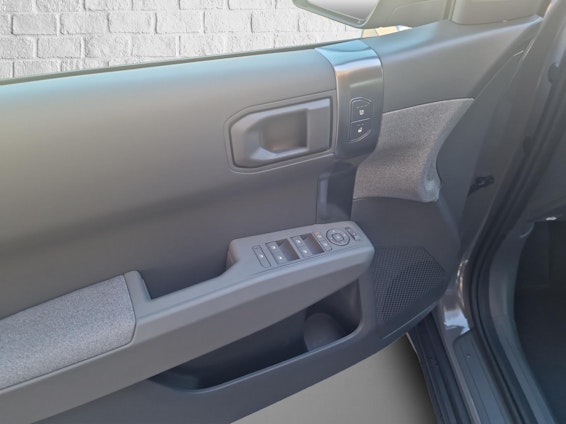 Vehicle image 39 Vehicle image 39