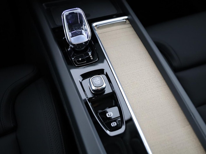 image du véhicule VOLVO XC60