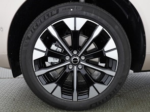 image du véhicule VOLVO XC60 2.0 B5 MH Ultra Dark AWD