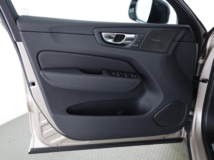 image du véhicule VOLVO XC60