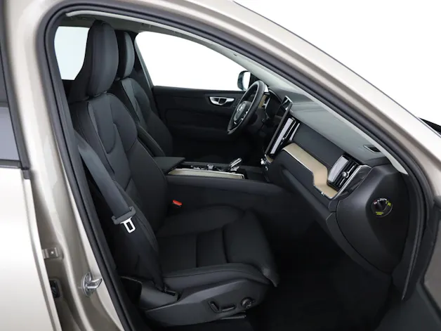 Volvo XC60 2.0 B5 MH Ultra Dark AWD