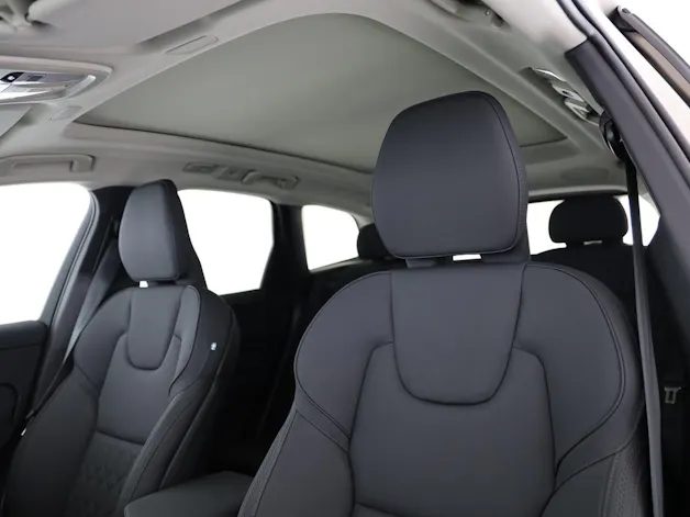 Volvo XC60 2.0 B5 MH Ultra Dark AWD