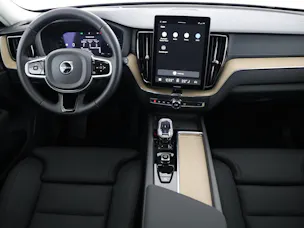 Volvo XC60 2.0 B5 MH Ultra Dark AWD