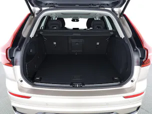 Volvo XC60 2.0 B5 MH Ultra Dark AWD