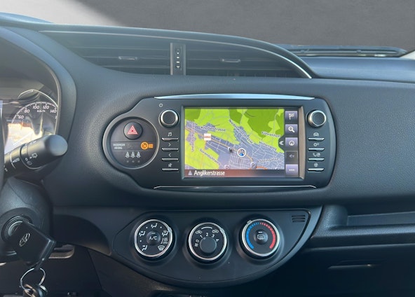 Vehicle image 5 Vehicle image 5