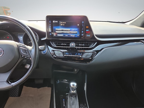 Vehicle image 12 Vehicle image 12