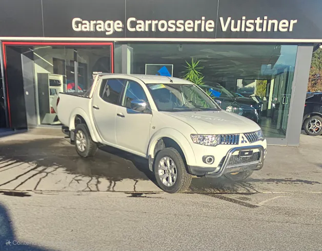 Mitsubishi L200 D-Cab Pick-up 2.5 DID HP 178 4x4 Intense