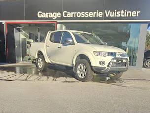 Mitsubishi L200 D-Cab Pick-up 2.5 DID HP 178 4x4 Intense