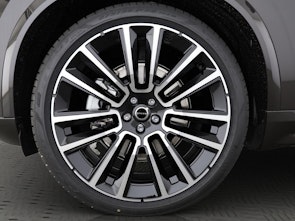 Vehicle image VOLVO XC90 2.0 B5 MH Ultra Dark AWD