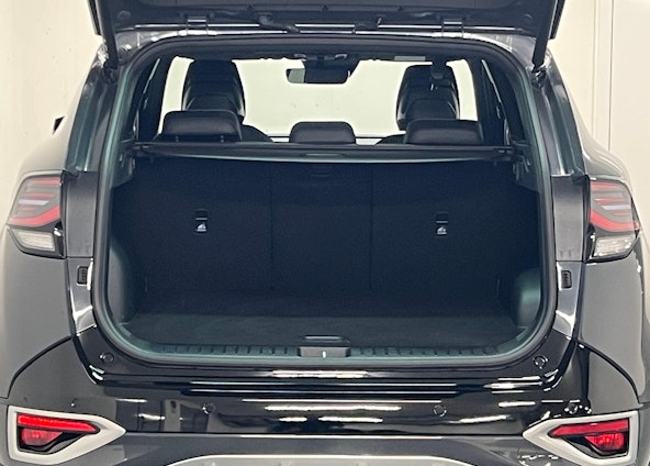 Vehicle image 13 Vehicle image 13