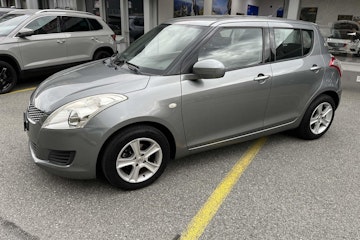 Vehicle image SUZUKI SWIFT 0 Vehicle image SUZUKI SWIFT 0