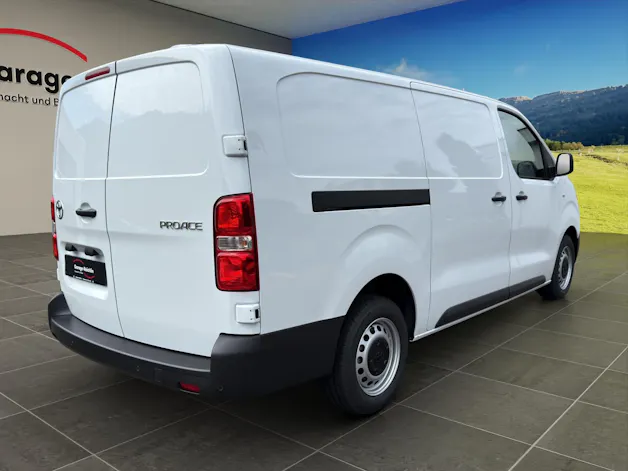 Toyota PROACE Van L2 2.0 D Active