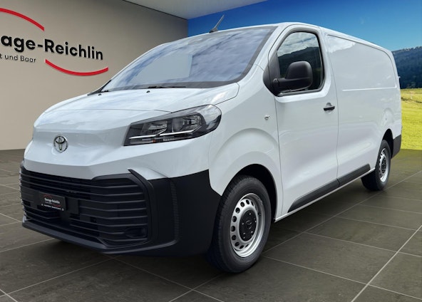 First vehicle image First vehicle image