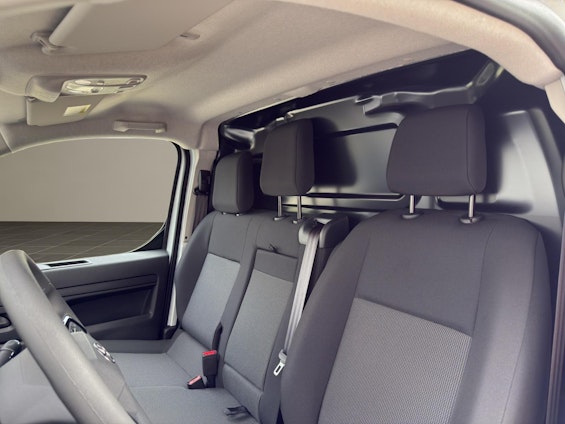 Vehicle image 11 Vehicle image 11