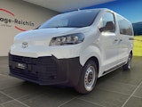 First vehicle image