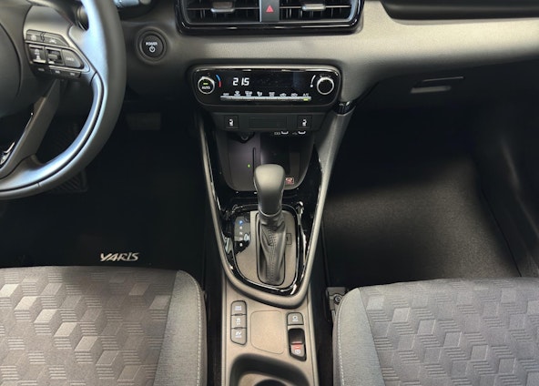 Vehicle image 10 Vehicle image 10