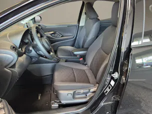 Toyota Yaris 1.5 VVT-i HSD Trend 116