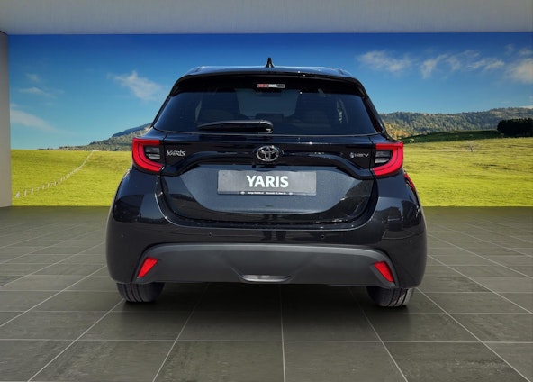 Vehicle image 3 Vehicle image 3