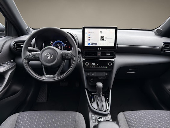 Vehicle image 10