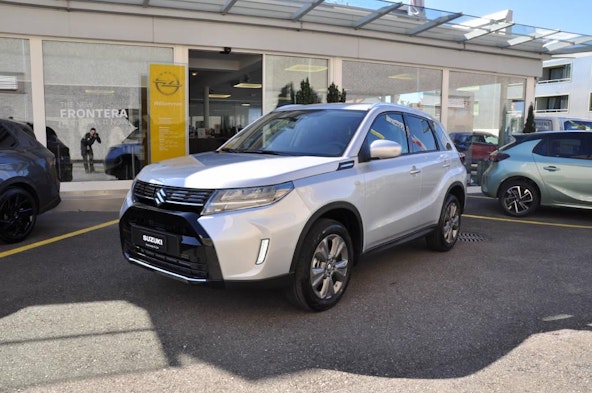 First vehicle image
