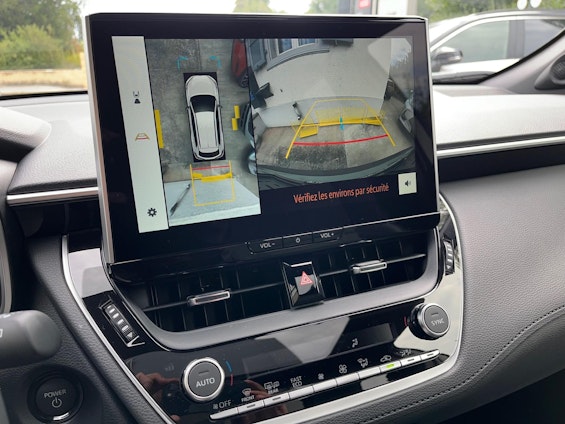 Vehicle image 14 Vehicle image 14