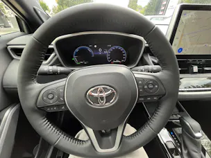 Toyota Corolla Cross 2.0 HSD Premium AWD-i