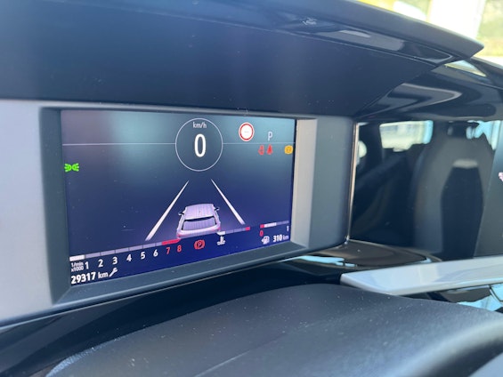 Vehicle image 8 Vehicle image 8