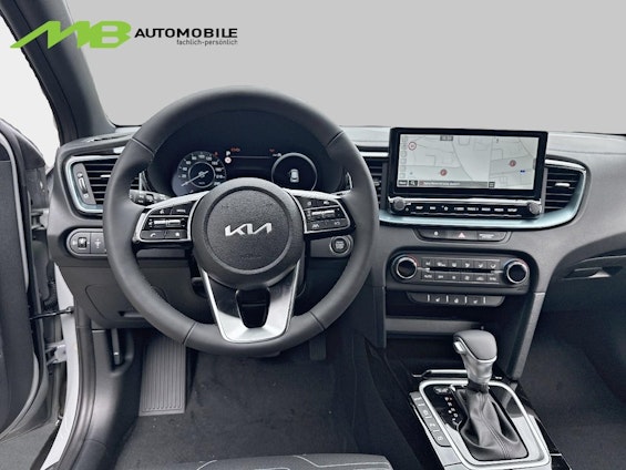 Vehicle image 12 Vehicle image 12