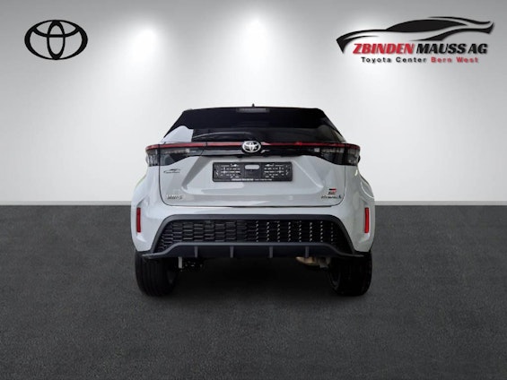 Vehicle image 4 Vehicle image 4