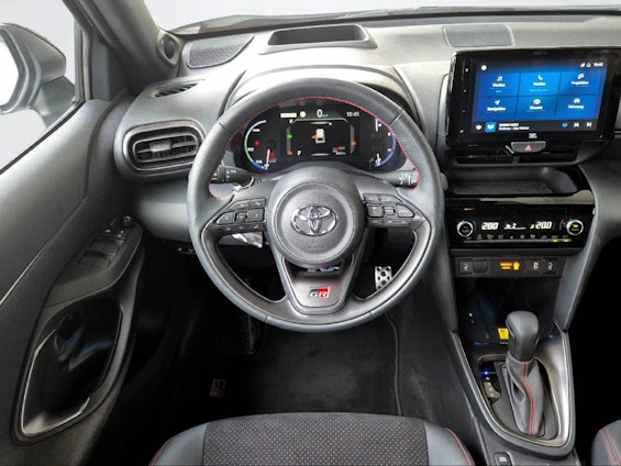 Vehicle image 8 Vehicle image 8