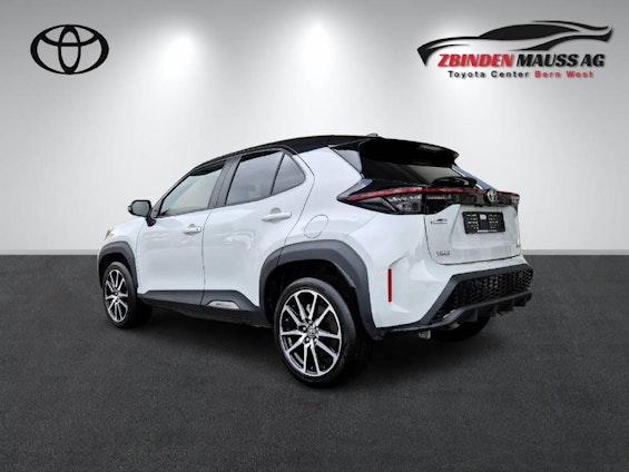 Vehicle image 3 Vehicle image 3