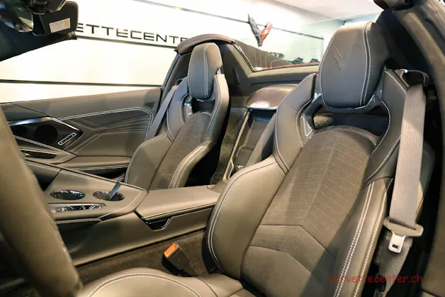 Chevrolet Corvette E-Ray 3LZ Convertible