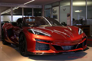 Chevrolet Corvette E-Ray 3LZ Convertible
