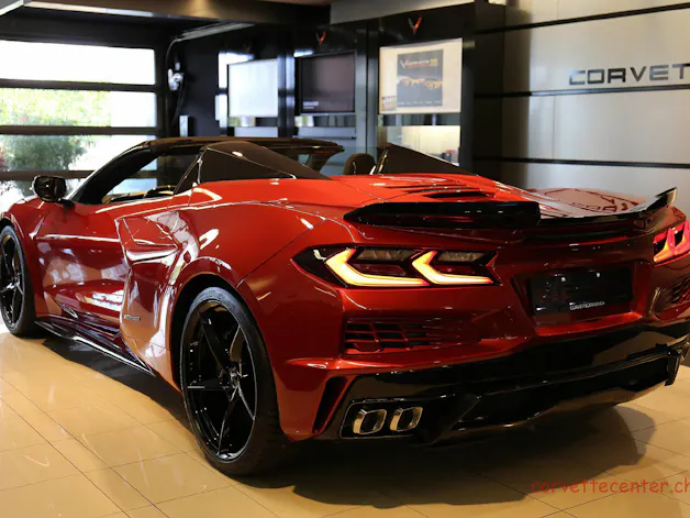 Chevrolet Corvette E-Ray 3LZ Convertible