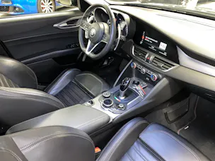 Alfa Romeo Giulia 2.0 MA 280 AT Q4 Ve