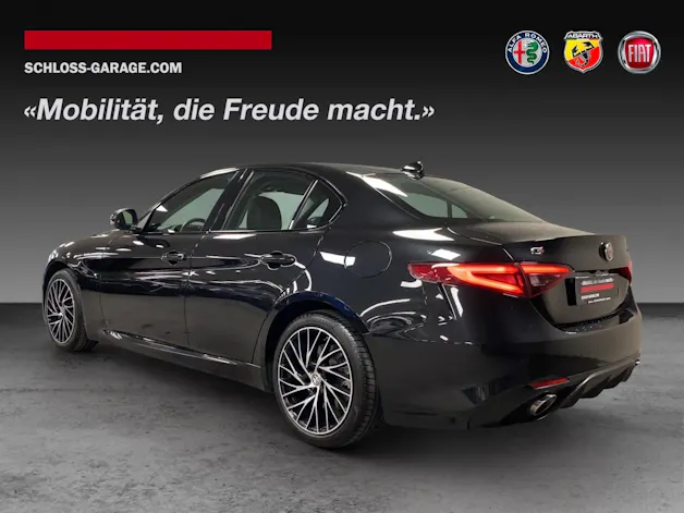 Alfa Romeo Giulia 2.0 MA 280 AT Q4 Ve