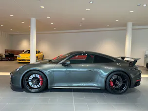 Porsche 911 Carrera 4 GTS PDK