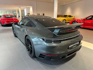Porsche 911 Carrera 4 GTS PDK