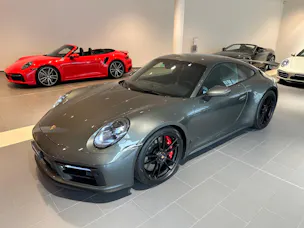 Porsche 911 Carrera 4 GTS PDK