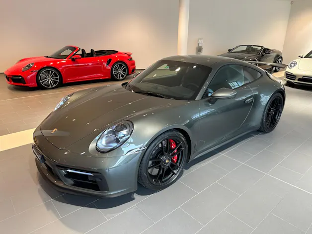 Porsche 911 Carrera 4 GTS PDK