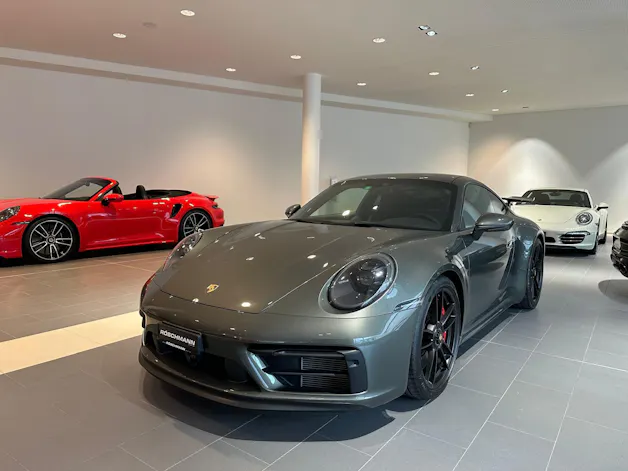 Porsche 911 Carrera 4 GTS PDK
