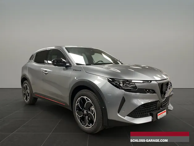 Alfa Romeo Junior Elettrica Speciale Pack Tech